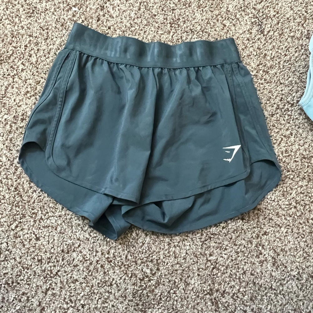 gymshark loose fit training shorts
